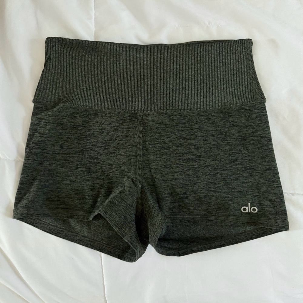 Alo Alosoft Shorts - Hunter Green